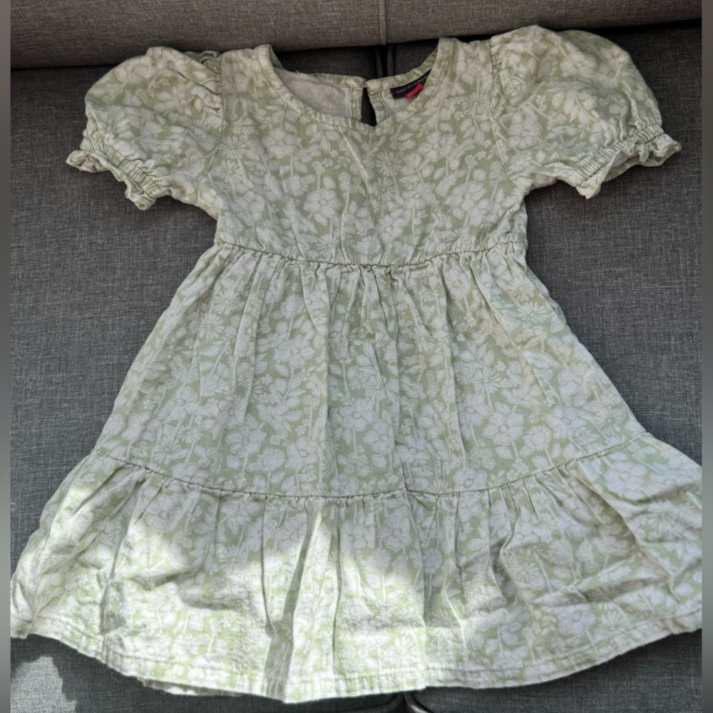 Vince Camuto Green and White Floral Linen Dress-4T
